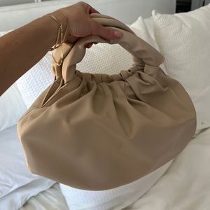 Neutral Puff Bag!